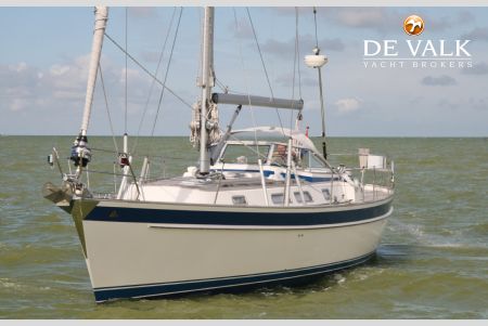 HALLBERG RASSY 43