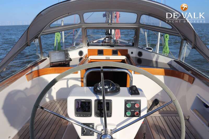 HALLBERG RASSY 43 MK I