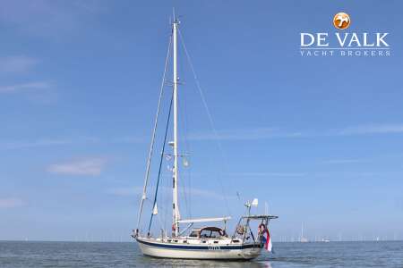 HALLBERG RASSY 45