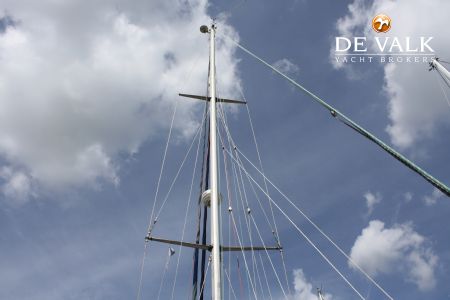 HALLBERG RASSY 45