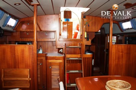 HALLBERG RASSY 45
