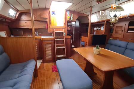 HALLBERG RASSY 45
