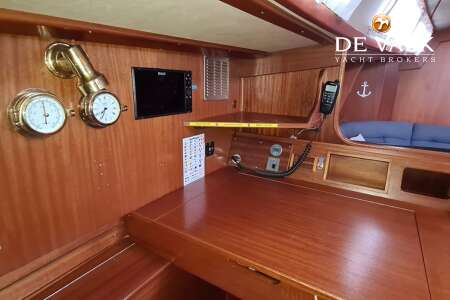 HALLBERG RASSY 45