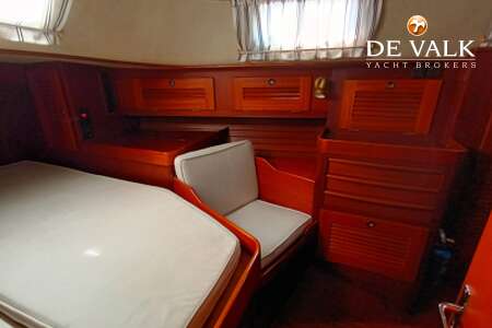 HALLBERG RASSY 45