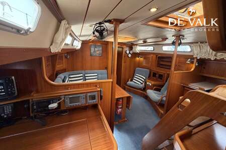 HALLBERG RASSY 46