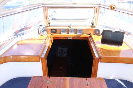 HALLBERG RASSY 46