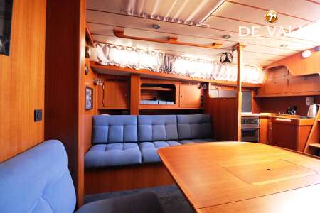 HALLBERG RASSY 46