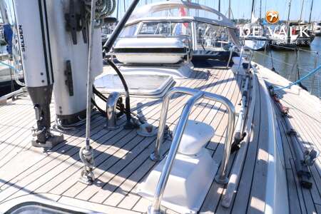 HALLBERG RASSY 46