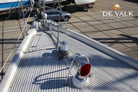 HALLBERG RASSY 49