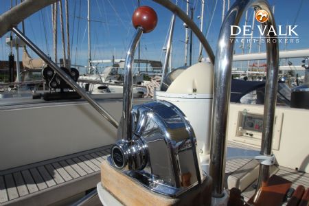 HALLBERG RASSY 49