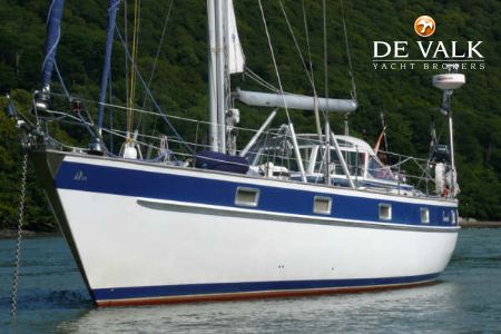 HALLBERG RASSY 49