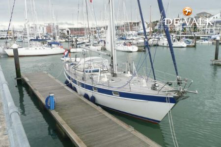 HALLBERG RASSY 49