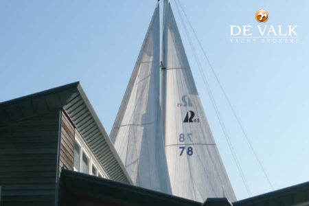 HALLBERG RASSY 49