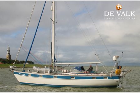HALLBERG RASSY 49