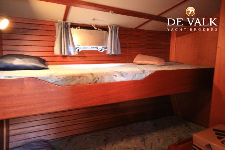 HALLBERG RASSY 49