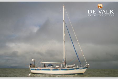 HALLBERG RASSY 49