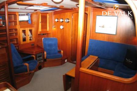 HALLBERG RASSY 49