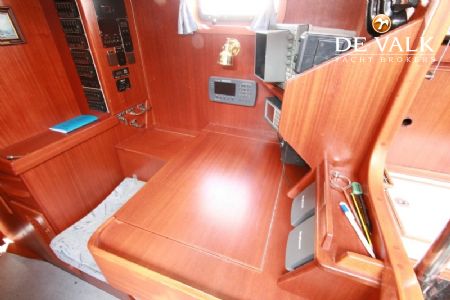 HALLBERG RASSY 49