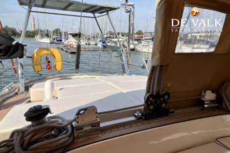 HALLBERG RASSY 49