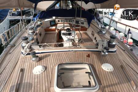 HALLBERG RASSY 49