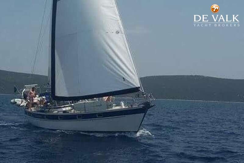 HALLBERG RASSY 49