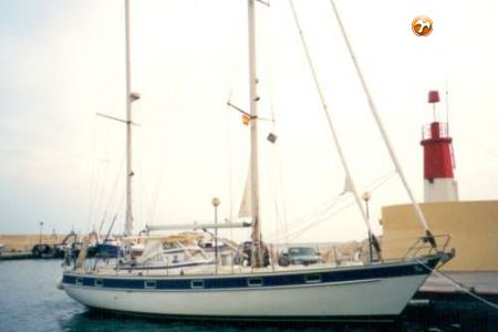 HALLBERG RASSY 49