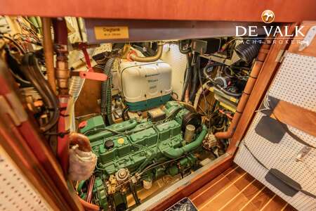 HALLBERG RASSY 49 KETCH