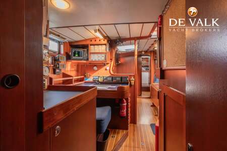 HALLBERG RASSY 49 KETCH