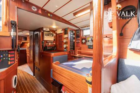 HALLBERG RASSY 49 KETCH
