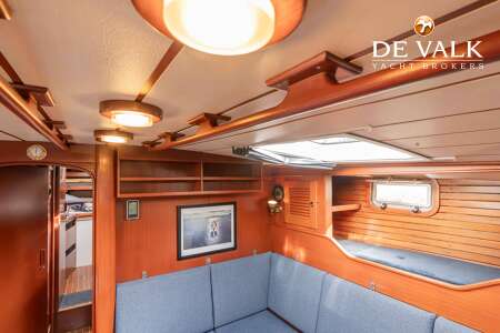 HALLBERG RASSY 49 KETCH