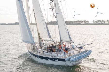 HALLBERG RASSY 49 KETCH