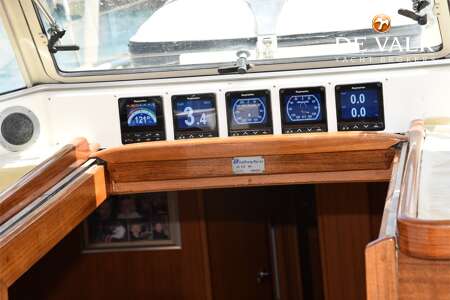 HALLBERG RASSY 53