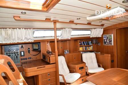 HALLBERG RASSY 53