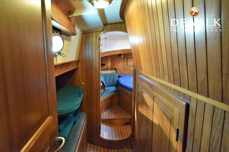 HANS CHRISTIAN 48T