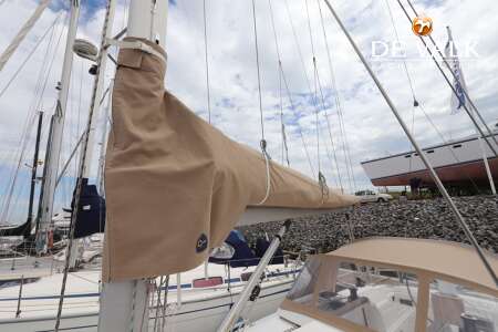HANSE 325