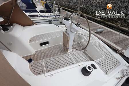 HANSE 325