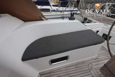 HANSE 325