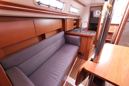 HANSE 325