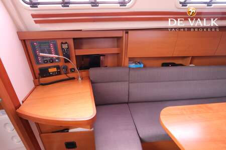 HANSE 325