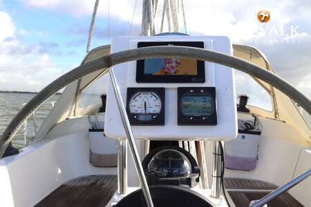 HANSE 371