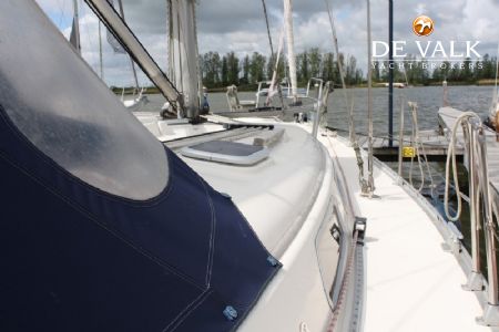 HANSE 371