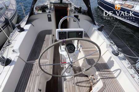 HANSE 371