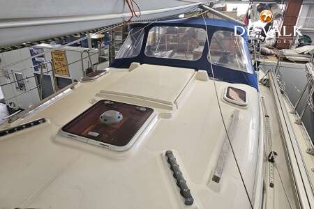 HANSE 371