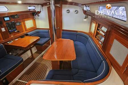 HANSE 371