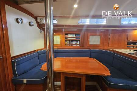 HANSE 371