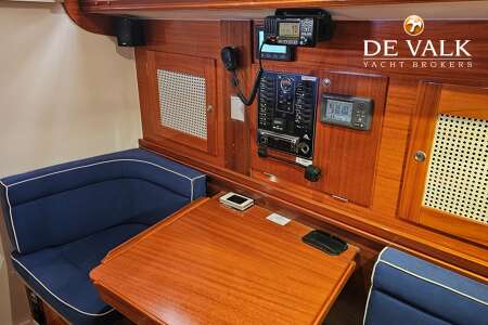 HANSE 371