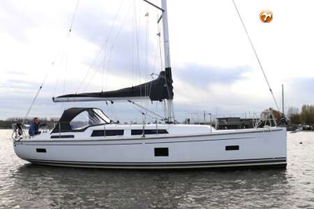 HANSE 388 width=