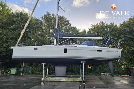 HANSE 445