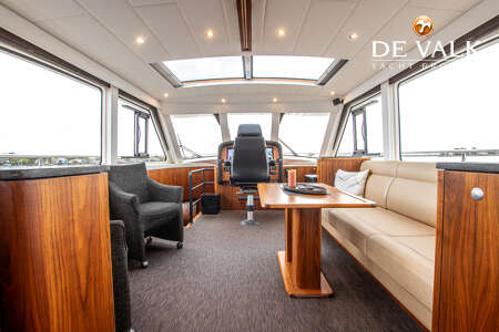 HOLTERMAN 53 COMMANDER
