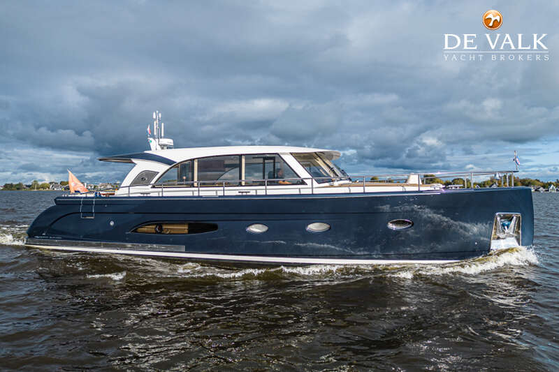 HOLTERMAN 53 COMMANDER